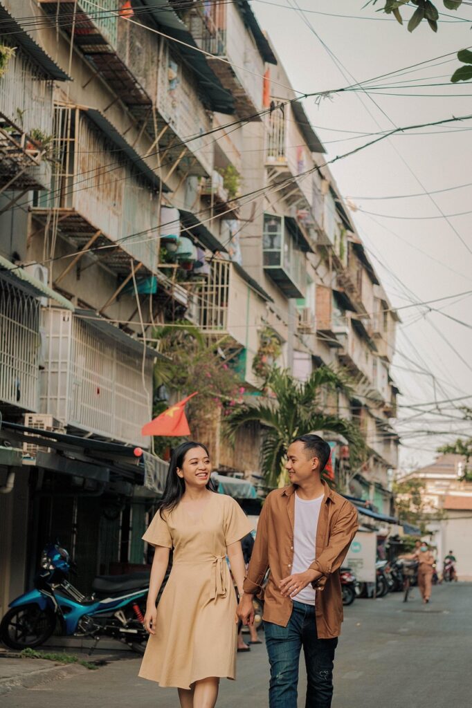 SNS副業を始める際の低コストでの成功法は？