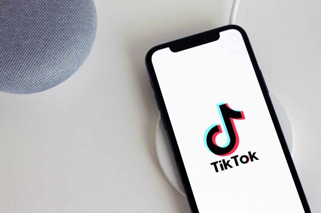 TikTokで注目のグロースハックとは何か？
