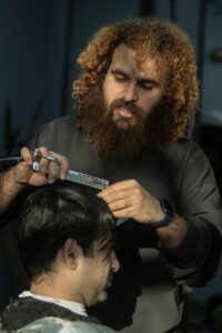 サロンのSNS運用を代行してもらうメリットは？