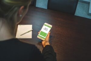 SNS運用の代行作業にかかる時間はどれくらい？