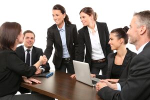 SNS代行ビジネスで高収入を得るためのポイントは？